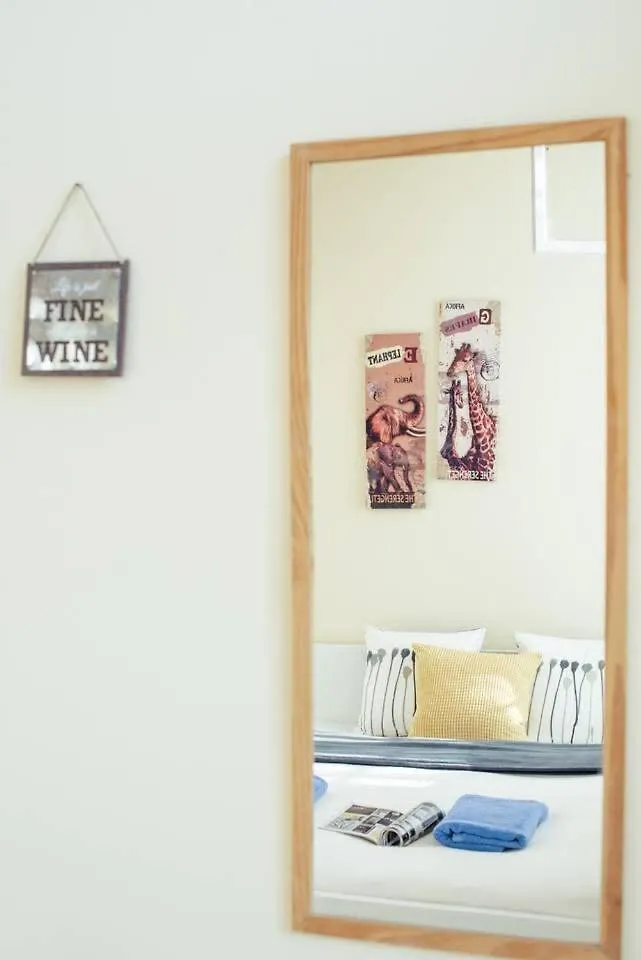 Central Studio Budapest 0*,